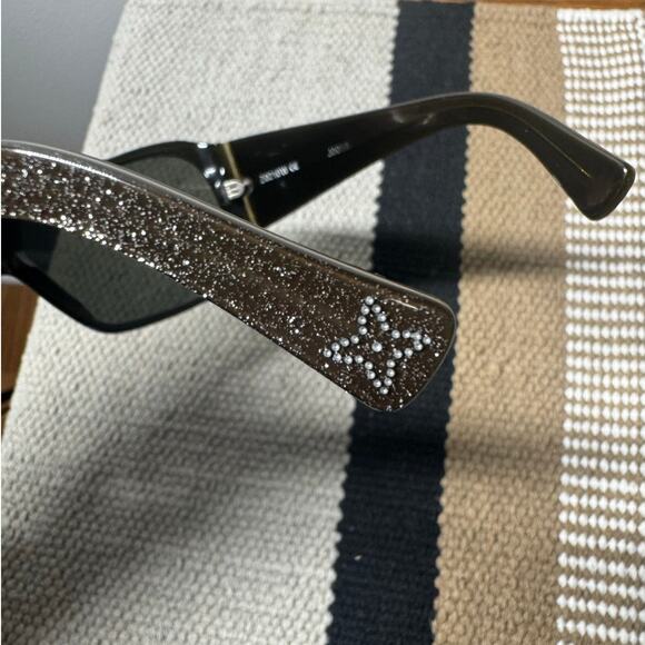 LOUIS VUITTON Mahina Z0210W Brown Monogram Large Wrap Square Sunglasses Y2K - Picture 10 of 10